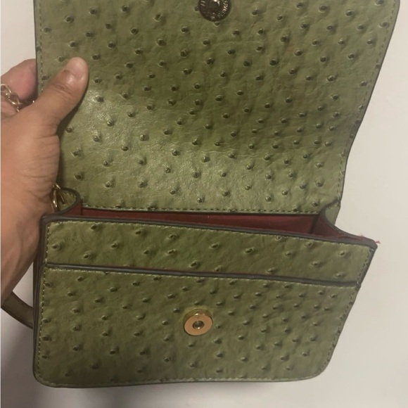 Green Chain Strap Women Bag - Picture 2 of 3